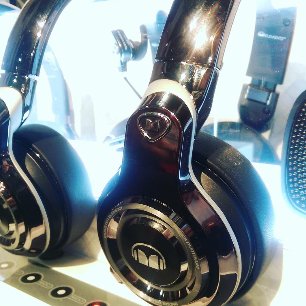 pc world bluetooth headphones