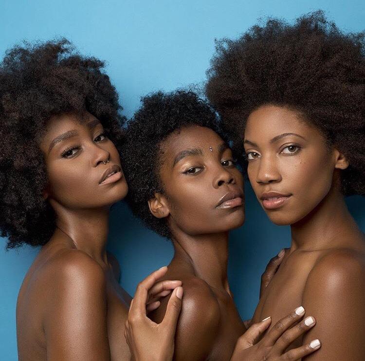 BlackGirlsWinni's tweet photo. Melanin 🍫🍫🍫 https://t.co/JDixMpvduU