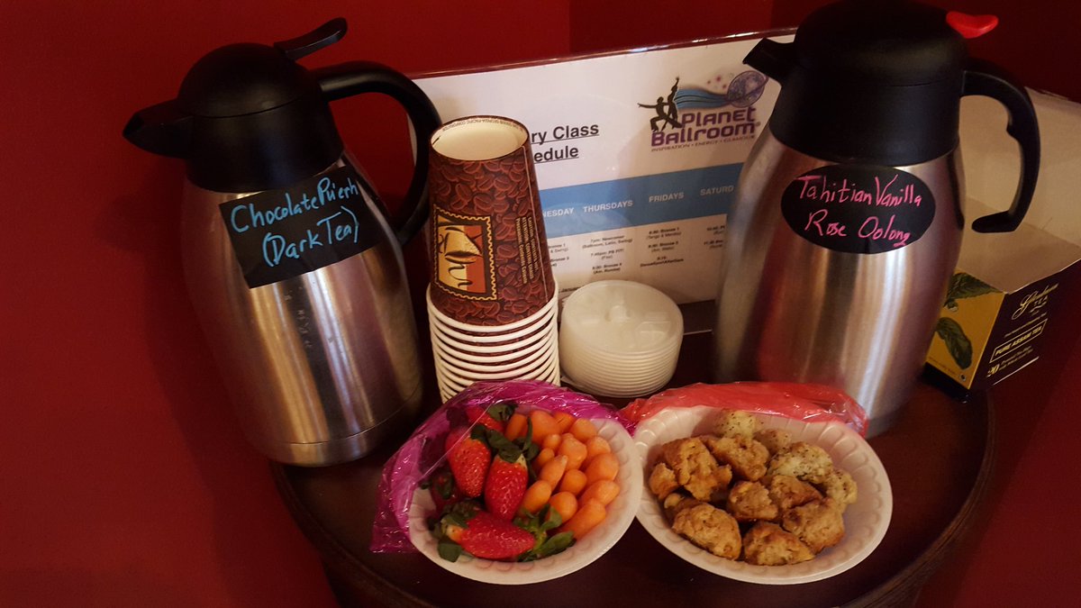 KTeasOnline's tweet photo. #1st2016 #PBLWSaturdayMorning #PBFitBURN #JustinStyle &amp; #Bronze2Rumba #CoolDown + #KTeasTreats #HotTea #NatlHotTeaMo https://t.co/amLujqcjX4