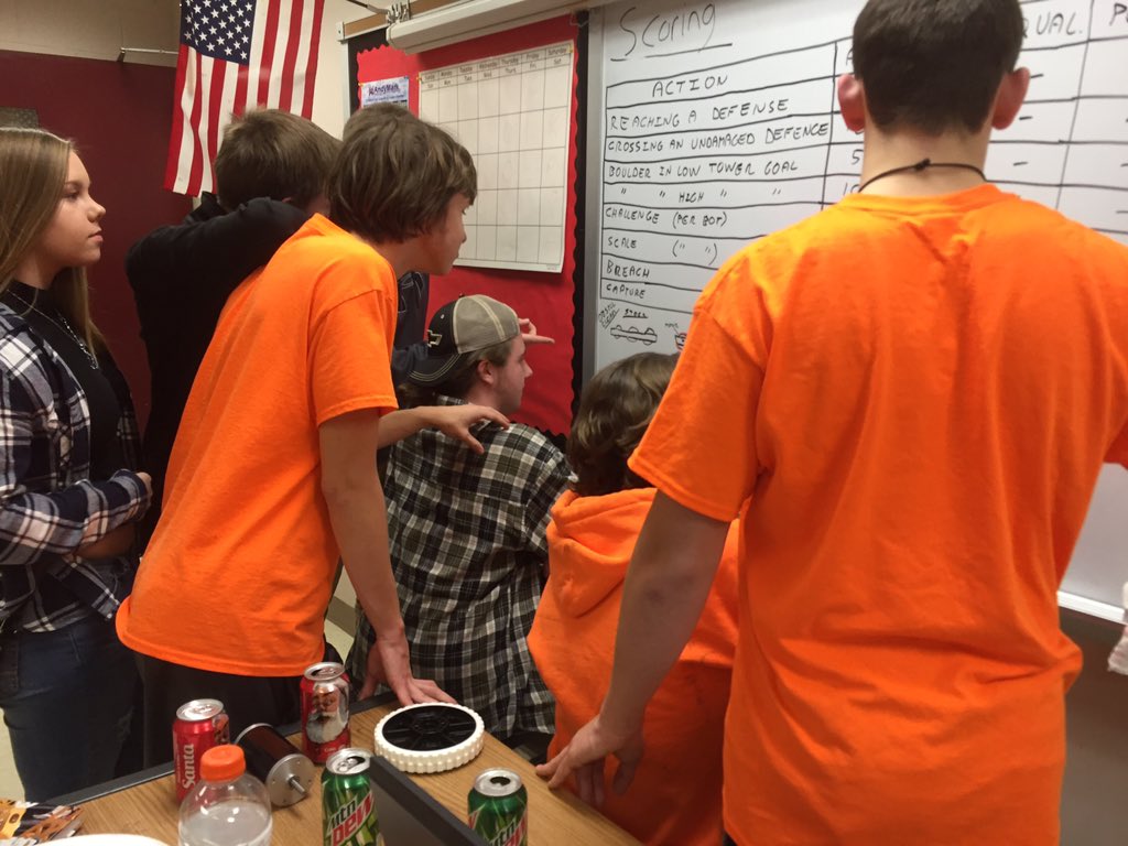 FRC_team4246's tweet photo. Hard at work on the first day, good luck to everyone! #ziptieordie #frc #4246 https://t.co/qbR3znpLCT