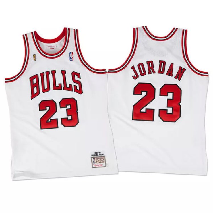 atbboston's tweet photo. DS Mitchell &amp; Ness Michael Jordan 95-96 Authentic Jersey Size 40 / Medium. $400 SHIPPED. DM FOR PAYPAL INVOICE! https://t.co/ZiSHT7arXM