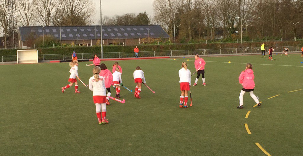 Hockeyclub @Souburgh viert 11e #lustrum. Gefeliciteerd met 55 jaar! "vier de vijf"! Wie jeugd heeft, heeft toekomst