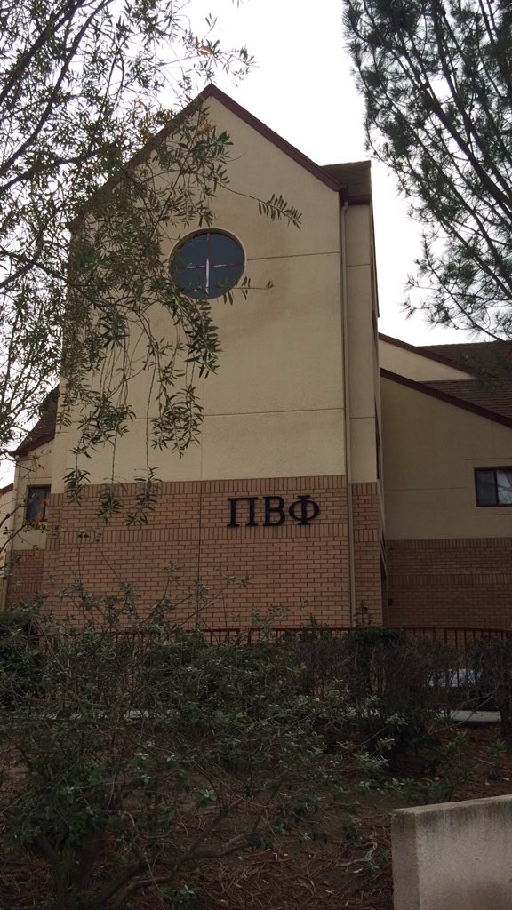 PiPhiLibbie's tweet photo. I am at @UCI_PiBetaPhi today! #piphi150 #CAEta #pibetaphi https://t.co/FXCV3MoZHp
