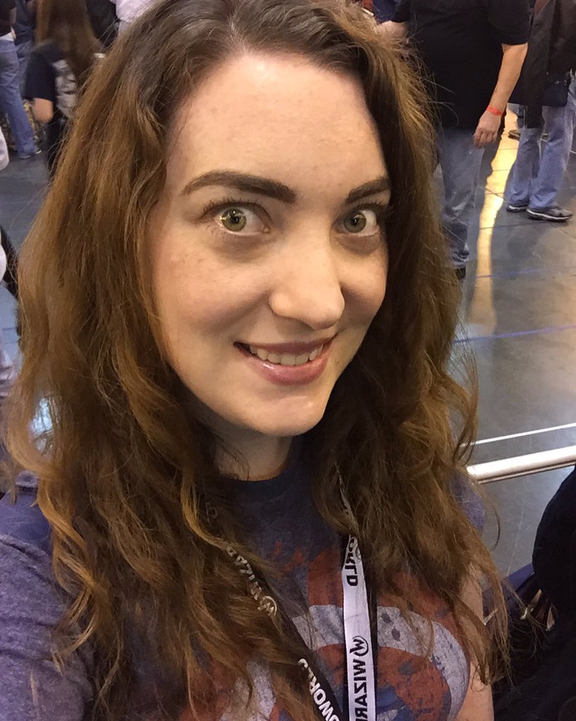reesaspieces86's tweet photo. Waiting to take a photo with @ChrisEvans at @WizardWorld #nolacc!! #wizardworld https://t.co/3fDx00XGv5