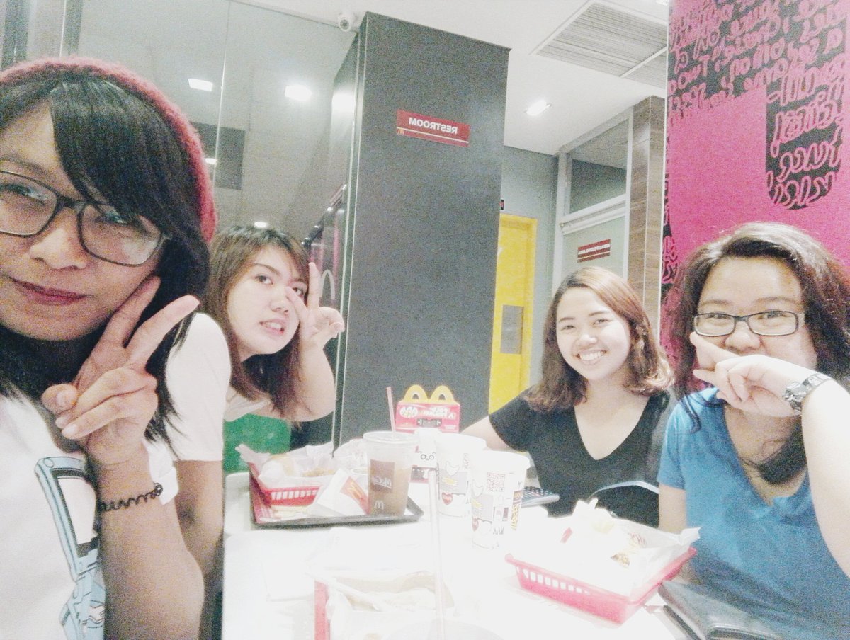 JEUXX's tweet photo. #FAAAMMM <3 https://t.co/Axq0Wbg1kU