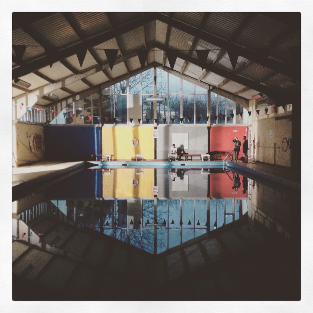 MalteRosenfeld's tweet photo. lighting up the pool @jameslawes #r3d #reddraw https://t.co/fvjEHeFjYa