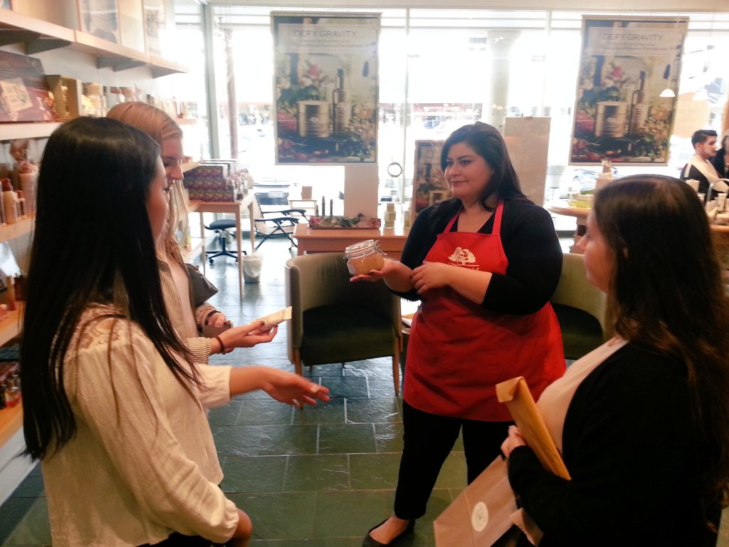 leading4ever's tweet photo. Shopping for LL prizes at Origins for our Jan 19th 3M! #JoinLeadingLadies #SaveTheDate #LLperks https://t.co/45EDbiAEFb