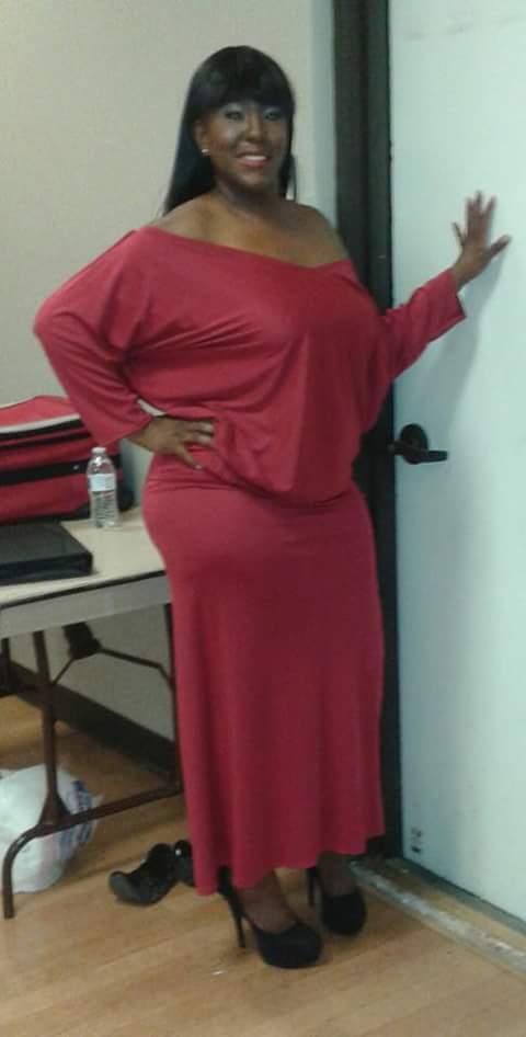 LoveitPlus's tweet image. Lady in Red!