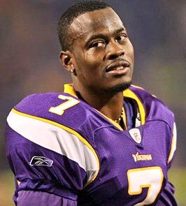 CoachMikeZimmer's tweet photo. "Don't forget about me coach, I wore #7 and sucked shit too." #Hoyer #Hoyerble https://t.co/FmRBsNIRv8