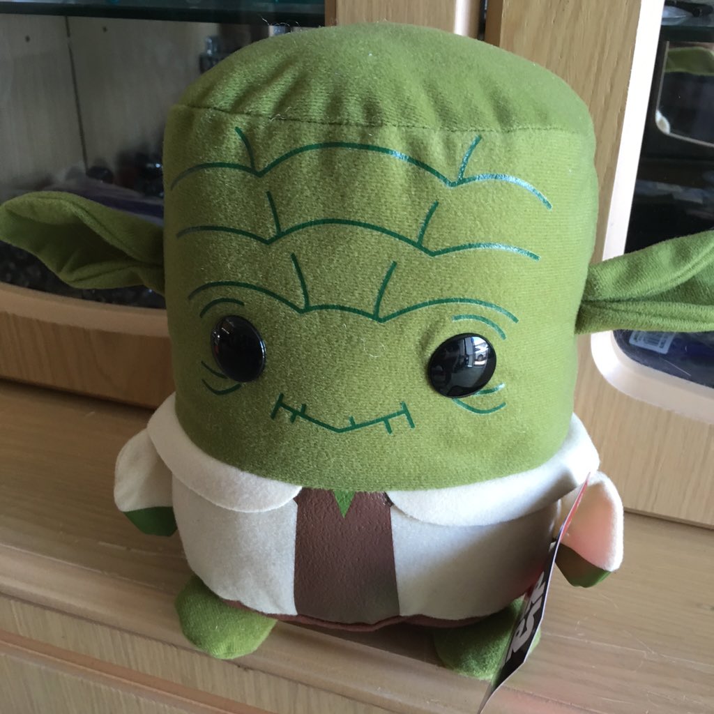 TroyMantz's tweet photo. Over the past 3-weeks I have lost $25+ on trying to release #Yoda from a #SkillTester.
#moneywellspent #doordonot https://t.co/sd9MKgLnYZ