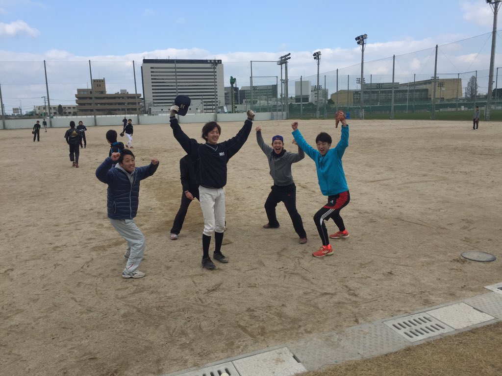 heat_baseball9's tweet photo. 7表
助っ人外国人のタイムリーヒットで同点！！！ https://t.co/UazXxZtgu4