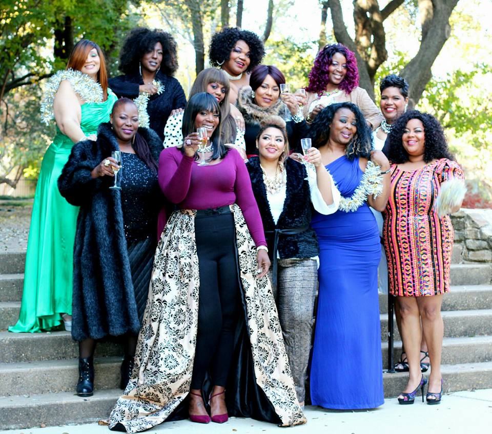 LoveitPlus's tweet image. Dec 2015 Curvy Syndic Holiday shot