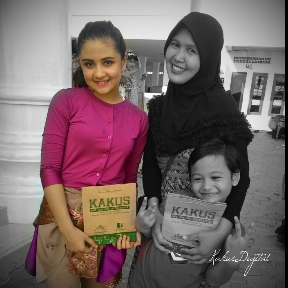 kakusdigital's tweet photo. Wilujeng dinten minggu...
#KAKUS
#kaia #kaiasyarief https://t.co/3EMoj0nT5G