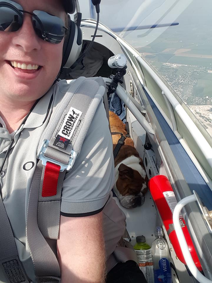 Pilots N Paws tweet media