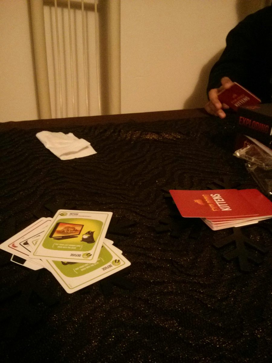 Daemnin's tweet photo. Posada zorbek #explotingkittens https://t.co/TMW6zKyXuj