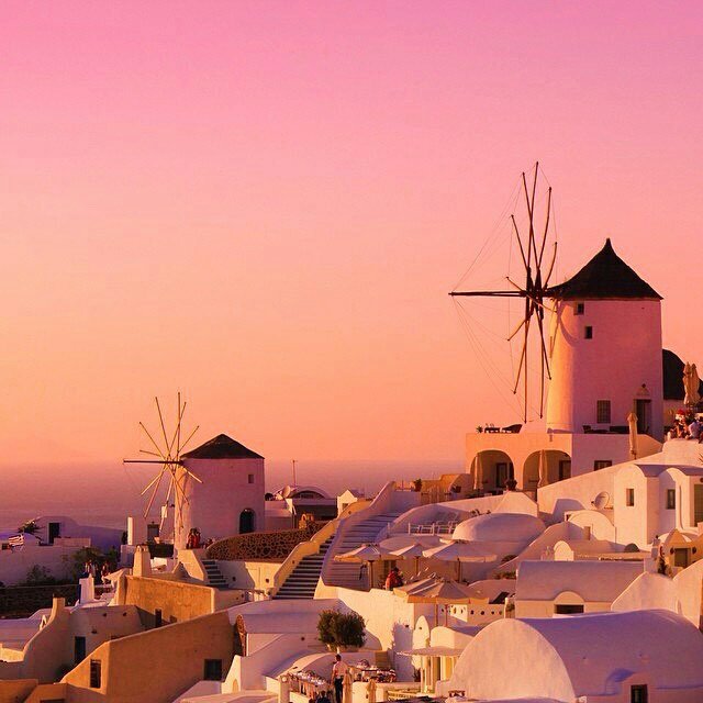 MrGoodNetwork's tweet photo. #Oia #Santorini
Pics via https://t.co/qNn9jDN0LC
#earth #paradise #travel #vacation #nature https://t.co/9v1ncY6fYO