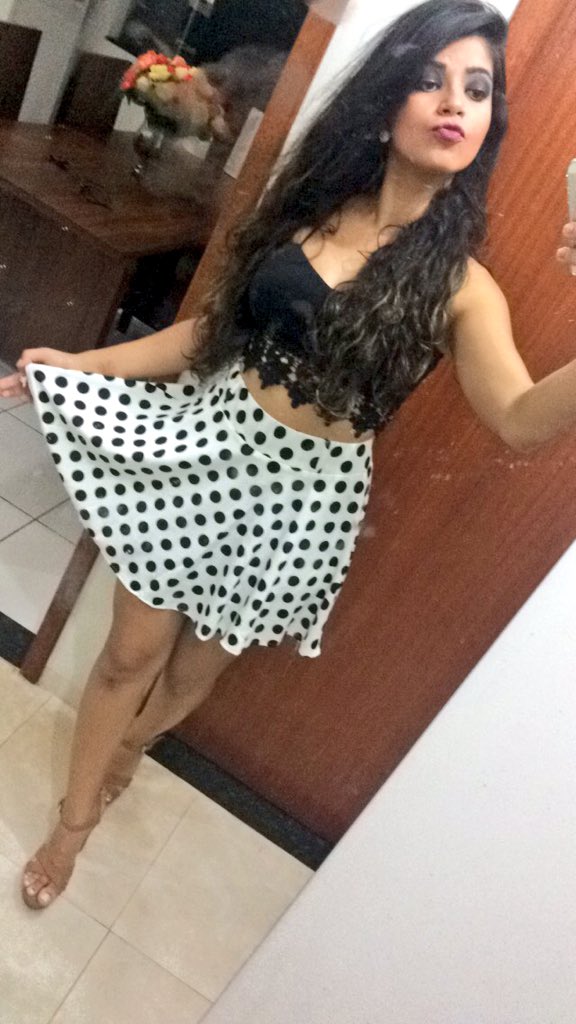 WerikaAmicci's tweet photo. Como estou ? Borá me ver canta no #pimentadoce ? Logo logo no palco 🎤❤️🎵 https://t.co/A85WGUUfcg