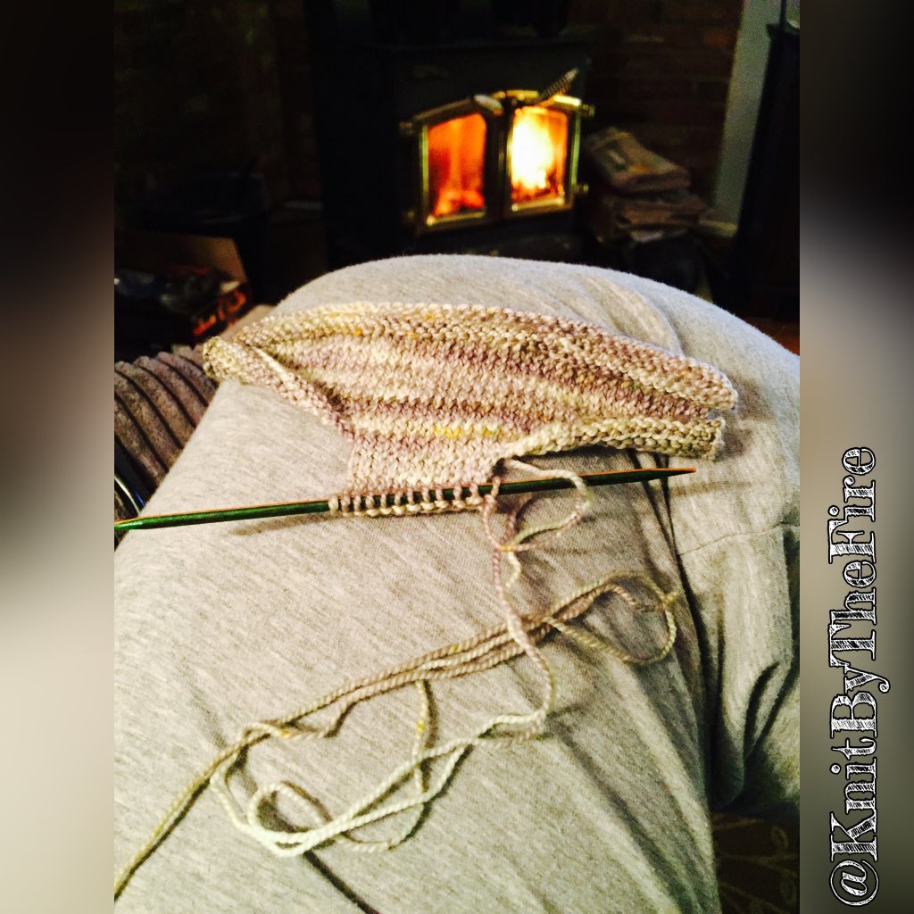 KnitByTheFire's tweet photo. Doesn't look like a sock yet. 😬 Got to #trustthepattern. https://t.co/70t54rUbVD