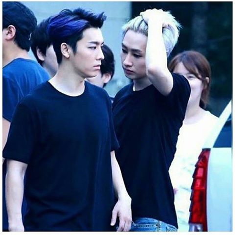 AreliuxHashiba's tweet photo. #PopChoiceAwardsSuperJunior #PopChoiceAwardsArtistOfTheYearSuperJunior #PopChoiceELF https://t.co/ztYPruvhqm