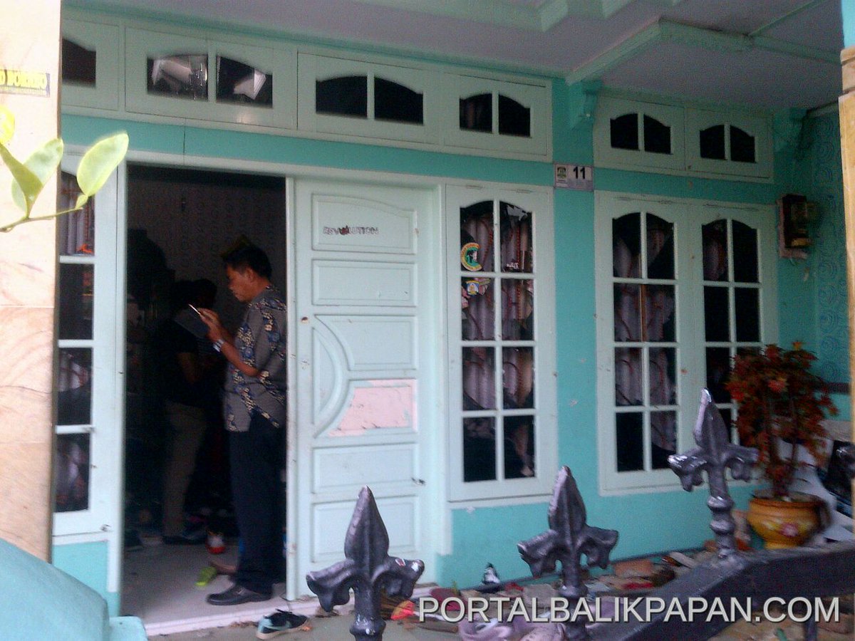 Sikon | Rumah tempat pelaku bersembunyi setelah melakukan pembunuhan. Pemilik rumah kabur, Foto: <a href="/awismenunggu/">Balikpapan Tercinta</a>