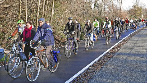 Germany's 62-mile bike autobahn connects 10 cities buff.ly/1mLOWGj