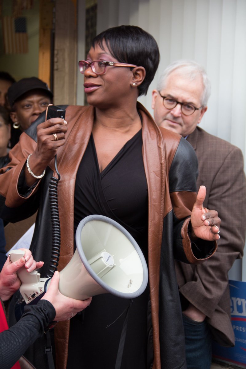 PicBernie2016's tweet image. The Grand Opening of the 1st office for #BernieSanders in #Ohio. An all #volunteer effort that makes me #FeelTheBern