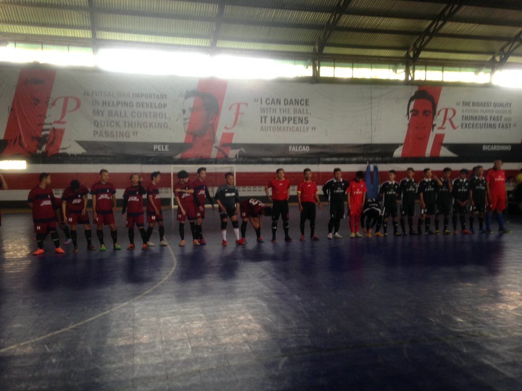 dilapangan sebelah ada <a href="/TimnasSIUnikom1/">Timnas SI&MI Unikom</a> vs MN anak bawang <a href="/sportiipstore/">#SportiipStore</a>