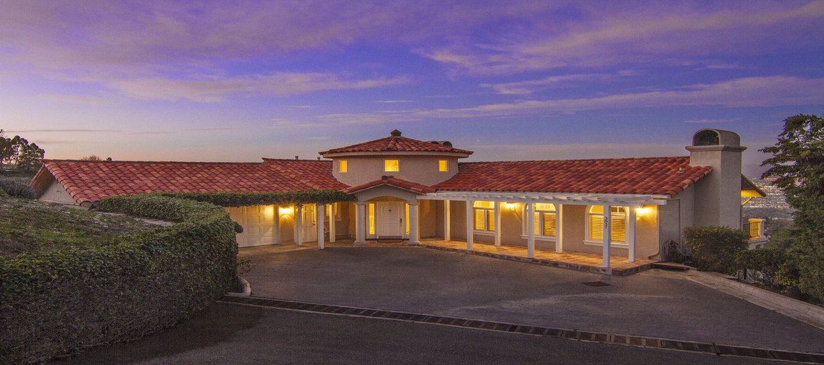 Inman's tweet image. Embrace the Los Angeles lights and beyond, and luxuriate in all that Palos Verdes has to of… inman.com/2016/01/08/3-d…