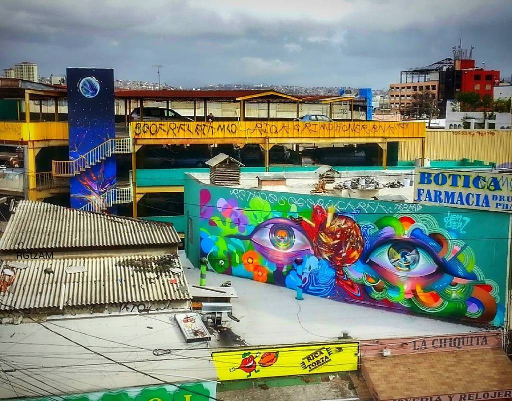 StArtEverywhere's tweet photo. Tijuana Street Art (Por los techos del centro)
#zonacentro #tijuanamexico #streetart #hemcrew @speluno @isaiascrow … https://t.co/YRlcKtD5YI