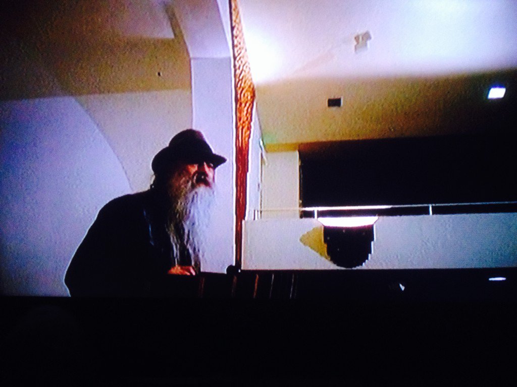 greeserdixon's tweet photo. Ensconced in sconce lighting,
Freakishly hot.
SNIPE
#supportindiefilm
#supportindiycars
#supporthose
#hose
#PDX https://t.co/eKNqQVM4H4