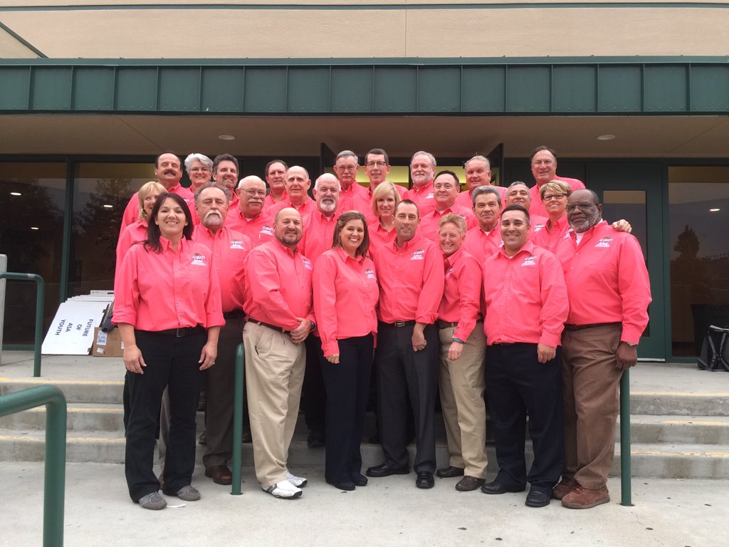 @SoCal_ASA_Ump @ASAUSASoftball The SoCal ump staff still looking good after a long day of rules training in Moorpark