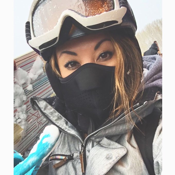 Big Burrr❄️today. See guys your girl finally bought a helmet to protect her big ass head https://t.c<a href="/tag/myidol"class="tags"><span>#myidol</span></a><a href="/tag/hashtag"class="tags"><span>#hashtag</span></a>