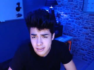 julisse14's tweet photo. 🔴 VIVO @mariobautista_ esta vivo en #YouNow - https://t.co/czLttqsZda https://t.co/ltE9pvnjtV