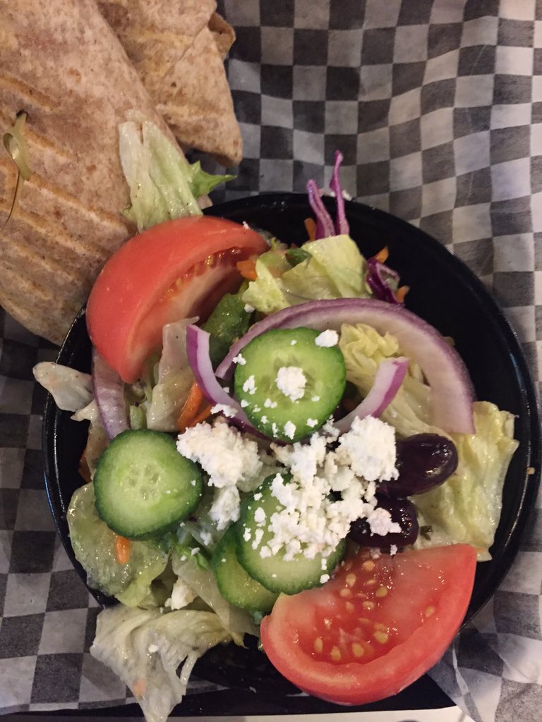 99malik99's tweet photo. Congrats to @ShowtimeBistro on their #GrandOpening 
#JerkPoutine #Halal
@Halal_Foodie @DINE_HALAL @HalalFoodFestTO https://t.co/l08mWLm58T