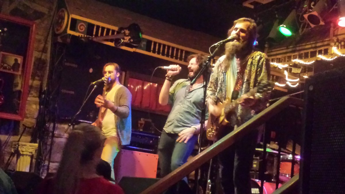<a href="/thebristolhum/">The Bristol Hum</a> just being amazing and kicking ass <a href="/RainbowBistro/">The Rainbow Bistro</a> in Ottawa!!!
What.  A. Show.