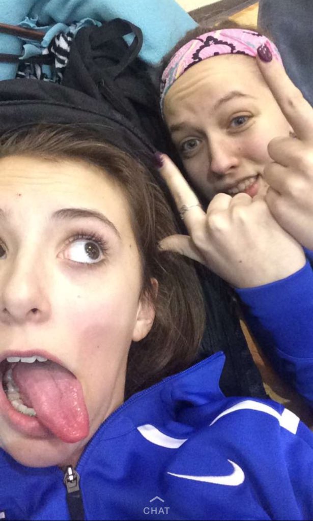 taryn__it__upp's tweet photo. #itslit #ganggang #werewhite #lo #t #vb #fun #cantplay #locan #golo #luv #Ls #pals @LSkjolsvik https://t.co/8Y7WLLJgG7