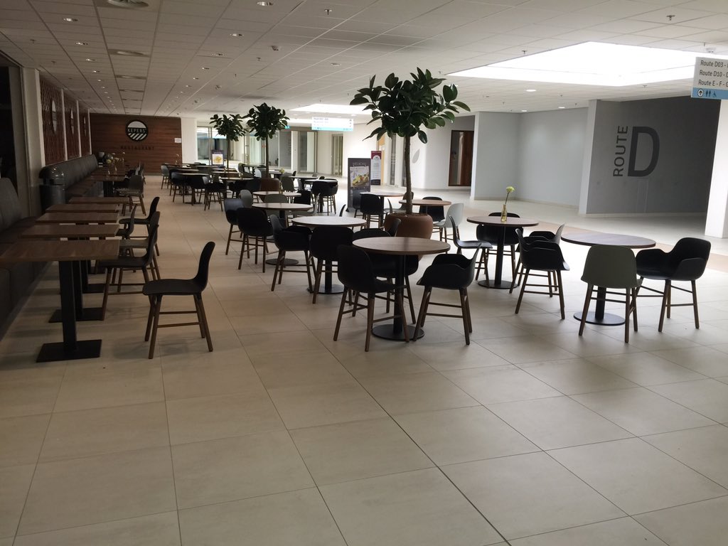 dartlink's tweet image. Zo&apos;n ziekenhuis is nog best leeg zo vroeg! #MSTVerhuist