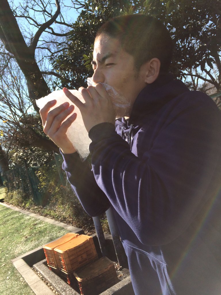 sameggggg's tweet photo. 氷作るのむずかしい！！！！ https://t.co/tnCYCKm5ok