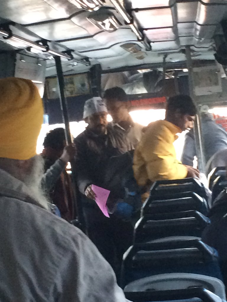 shishupaul02's tweet photo. Sharing info on Jan-14 rally of AAP at muktsar at Sec-43 Bus Stand,Chandigarh.Good&amp;Strong response for aap in Punjab https://t.co/3EI3E53jg4