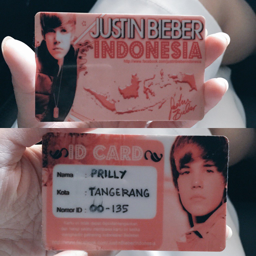 prillyyla's tweet photo. Emangnya cuma Prillvers aja yang punya ID card! Aku juga punya nih!! #jamanSMP #fanssejati @justinbieber https://t.co/LopmNRQHqk