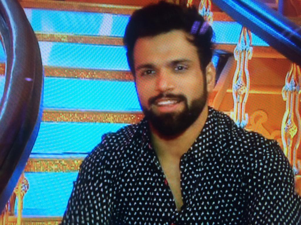 Embedded image permalink