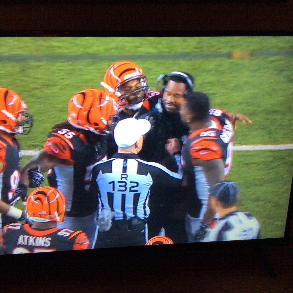 Harleyriders76's tweet photo. Stealers coach Joey Porter walking onto the field knowing he'd draw a penalty outta the Bengal players #punkassmove https://t.co/m4fuNTGoaw