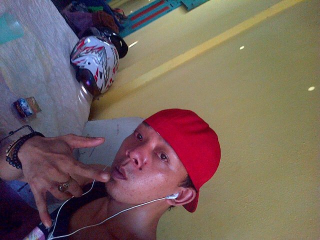 Armanllg's tweet photo. Jauh dr hatimu pilu https://t.co/RnvPfXT6ez