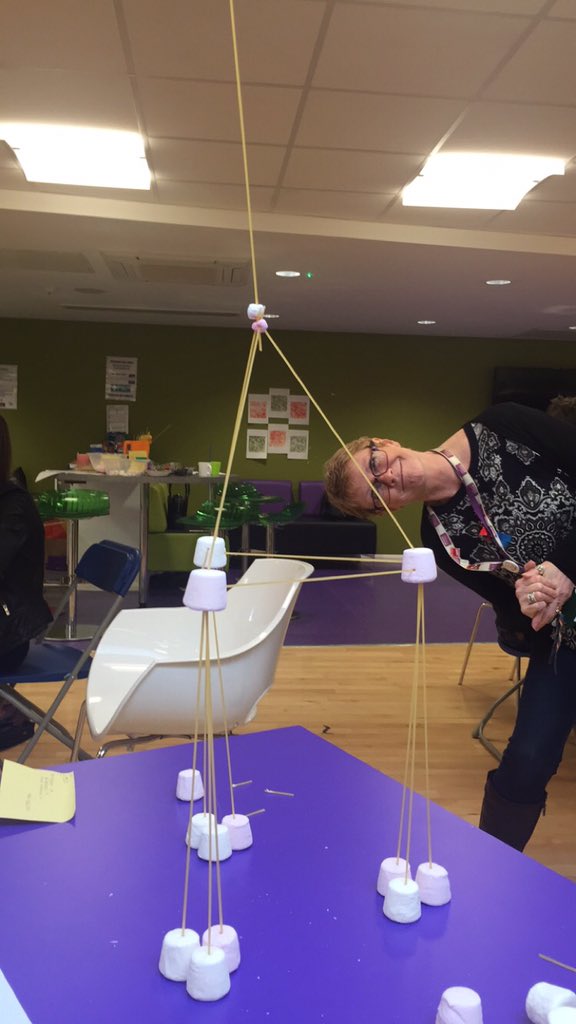 GeorgieCalle's tweet image. Playing Councillor Callé with @Herts1125 this morning #TowerChallenge