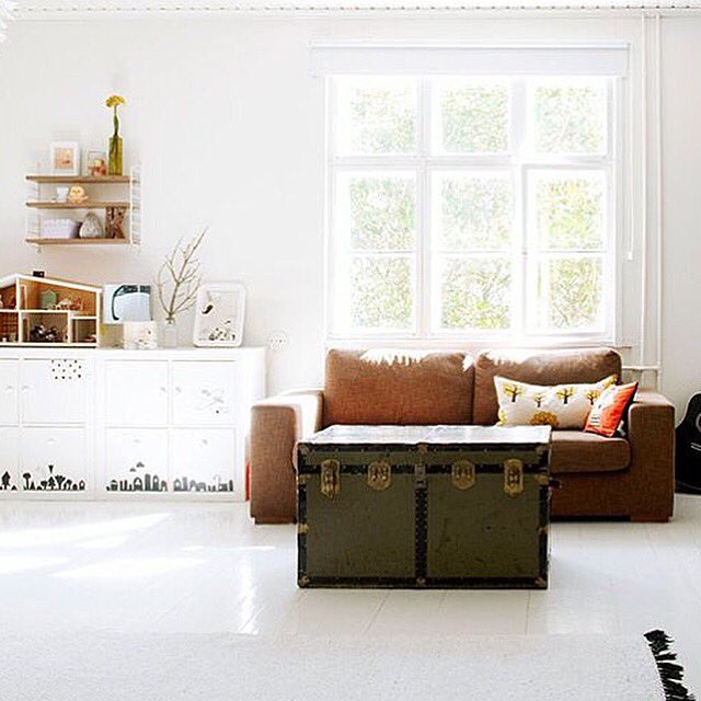 EnglishTrunkCo's tweet photo. Sunday Trunk Inspiration - Khaki King Size #trunks #interiors #home #style #sundays https://t.co/sZLKUQVHdl