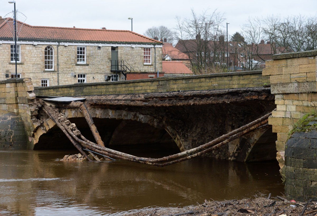 £3.3 million pledged to reconstruct Tadcaster Bridge itv.com/news/calendar/…