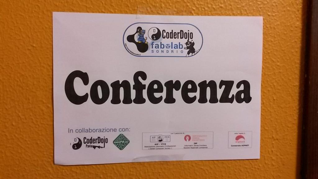 Bremawood's tweet image. Mentre i bimbi &quot;si divertono&quot; i grandi fanno una &quot;lezione&quot; sui pericoli della rete. #coderdojo #fablabSo #Valtellina