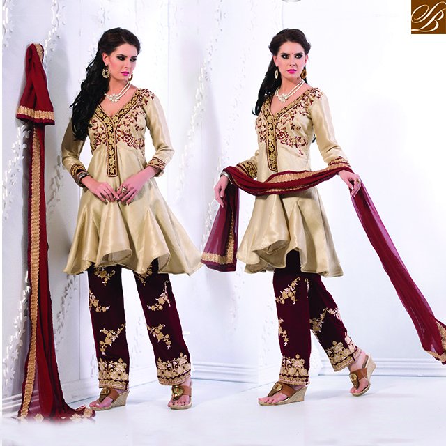 stylishbazaar's tweet photo. Captivating Cream Colored #FrockStyle #DesignerSalwar Suit
Order This Look >> https://t.co/2v1EN6qoqa https://t.co/xTBE2IaRm1
