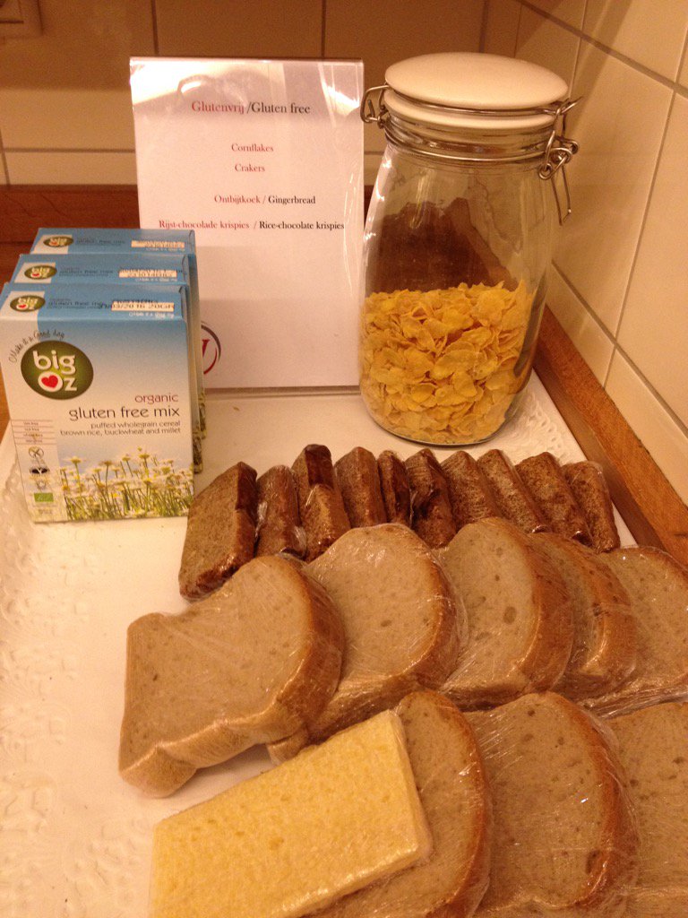 lizgranirer's tweet photo. Gluten a problem? Not @GrandWinston @maiden_voyage #breakfast https://t.co/65ayLOr2cq