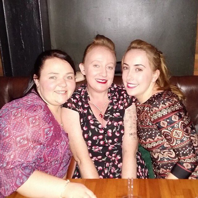 Aimee_Filbee's tweet photo. Loved drinking in secret bars yesterday!!! #speakeasy #cocktails #friends #Liverpool @81ltd #berryandrye https://t.co/wCJiJZ60S2